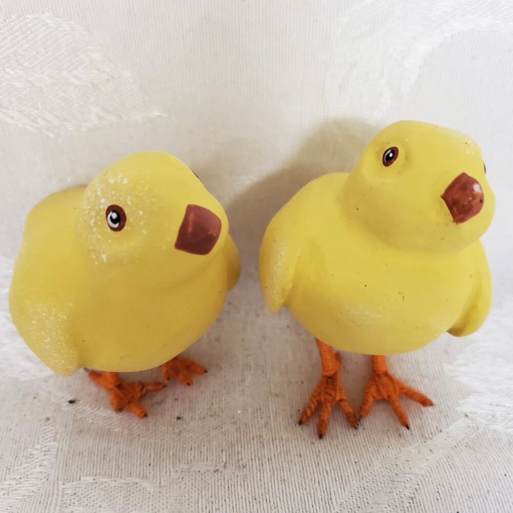 Vintage 14 Baby Chicks Chickens Easter Figurines w/ Wire Feet
